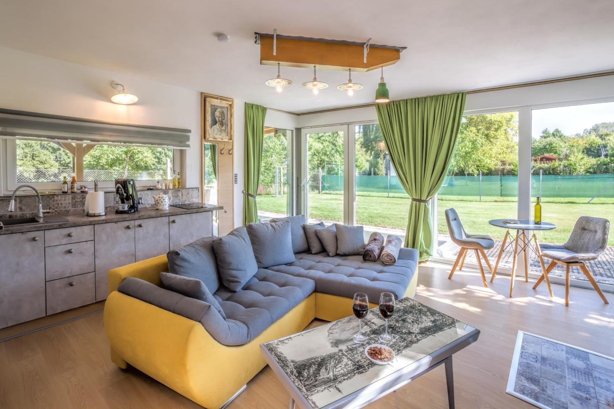 Vilka U Dyje Villa Znojmo Luaran gambar